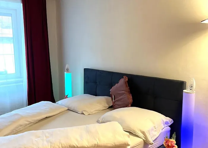 Stadtwohnung Bruck An Der شقة *